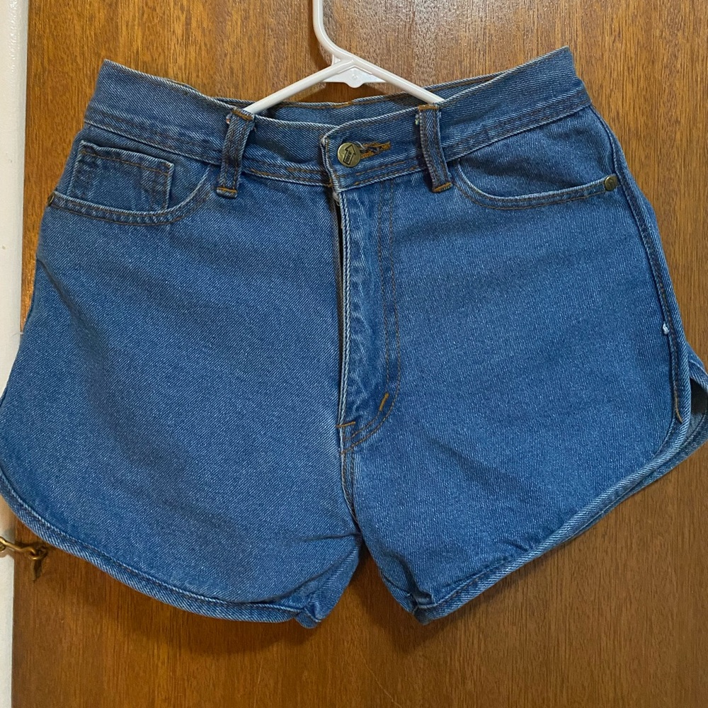 High waist - Picture 1 of 1